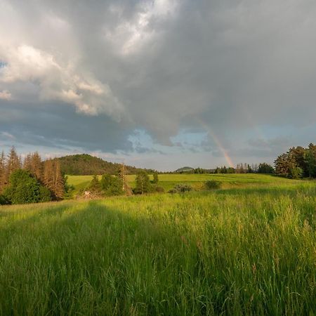 Edmundova Chata Jetrichovice  ภายนอก รูปภาพ